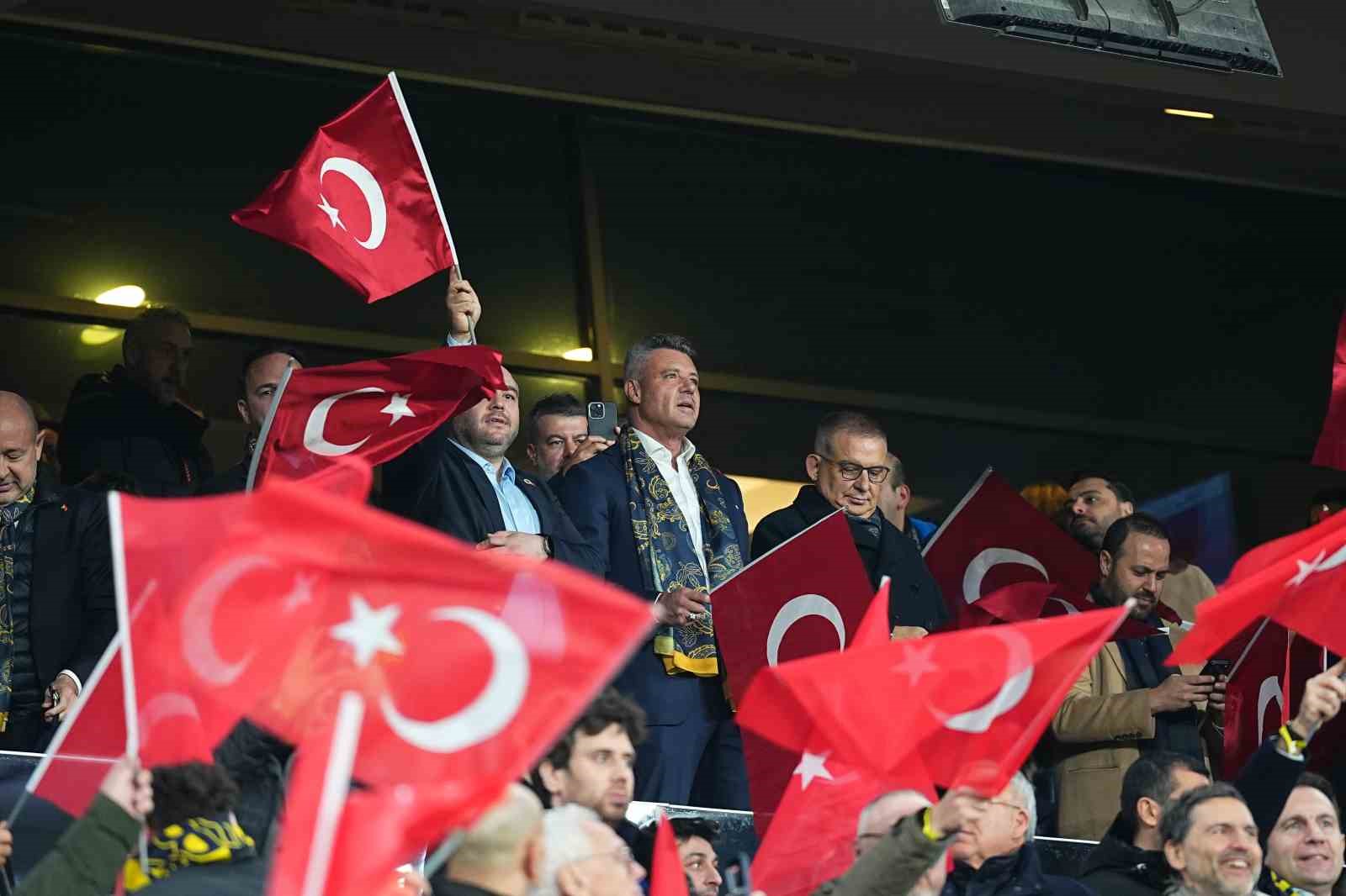 UEFA Avrupa Ligi: Fenerbahçe: 0 - Aston Villa: 0 (Maç devam ediyor) 15 uefa avrupa ligi fenerbahce 0 aston villa 0 mac devam ediyor 11 P62NsTaG