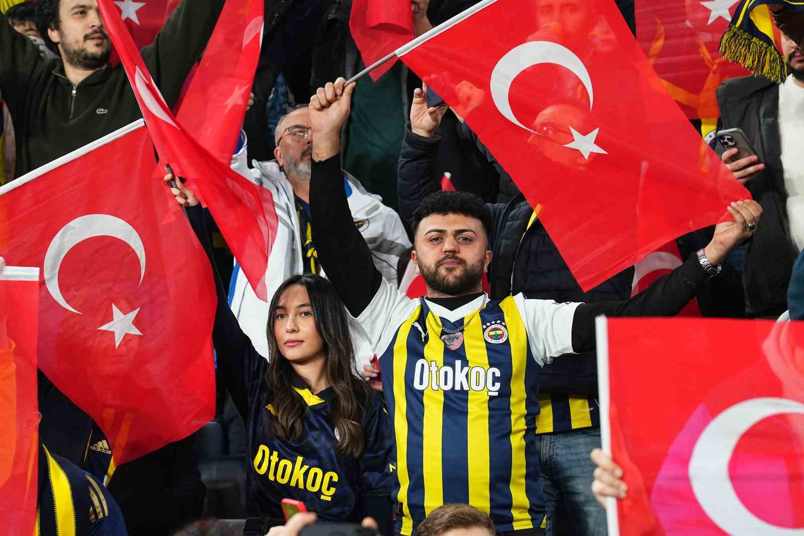 UEFA Avrupa Ligi: Fenerbahçe: 0 - Aston Villa: 0 (Maç devam ediyor) 12 uefa avrupa ligi fenerbahce 0 aston villa 0 mac devam ediyor 8 zpvJJRNe