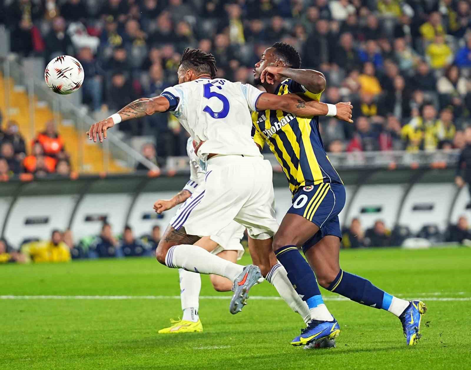 UEFA Avrupa Ligi: Fenerbahçe: 0 - Aston Villa: 1 (İlk yarı) 17 uefa avrupa ligi fenerbahce 0 aston villa 1 ilk yari 13 JfzpKJ7J