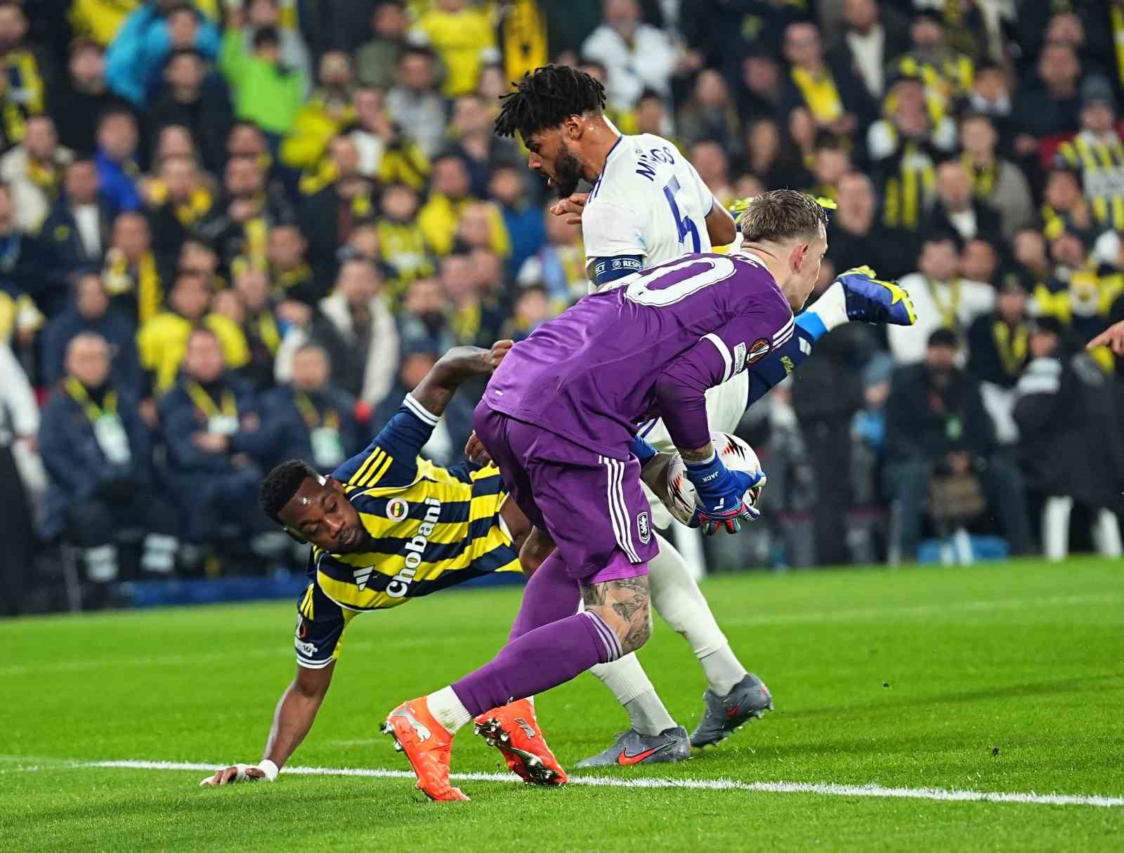 UEFA Avrupa Ligi: Fenerbahçe: 0 - Aston Villa: 1 (İlk yarı) 18 uefa avrupa ligi fenerbahce 0 aston villa 1 ilk yari 14 RQdsbhP8