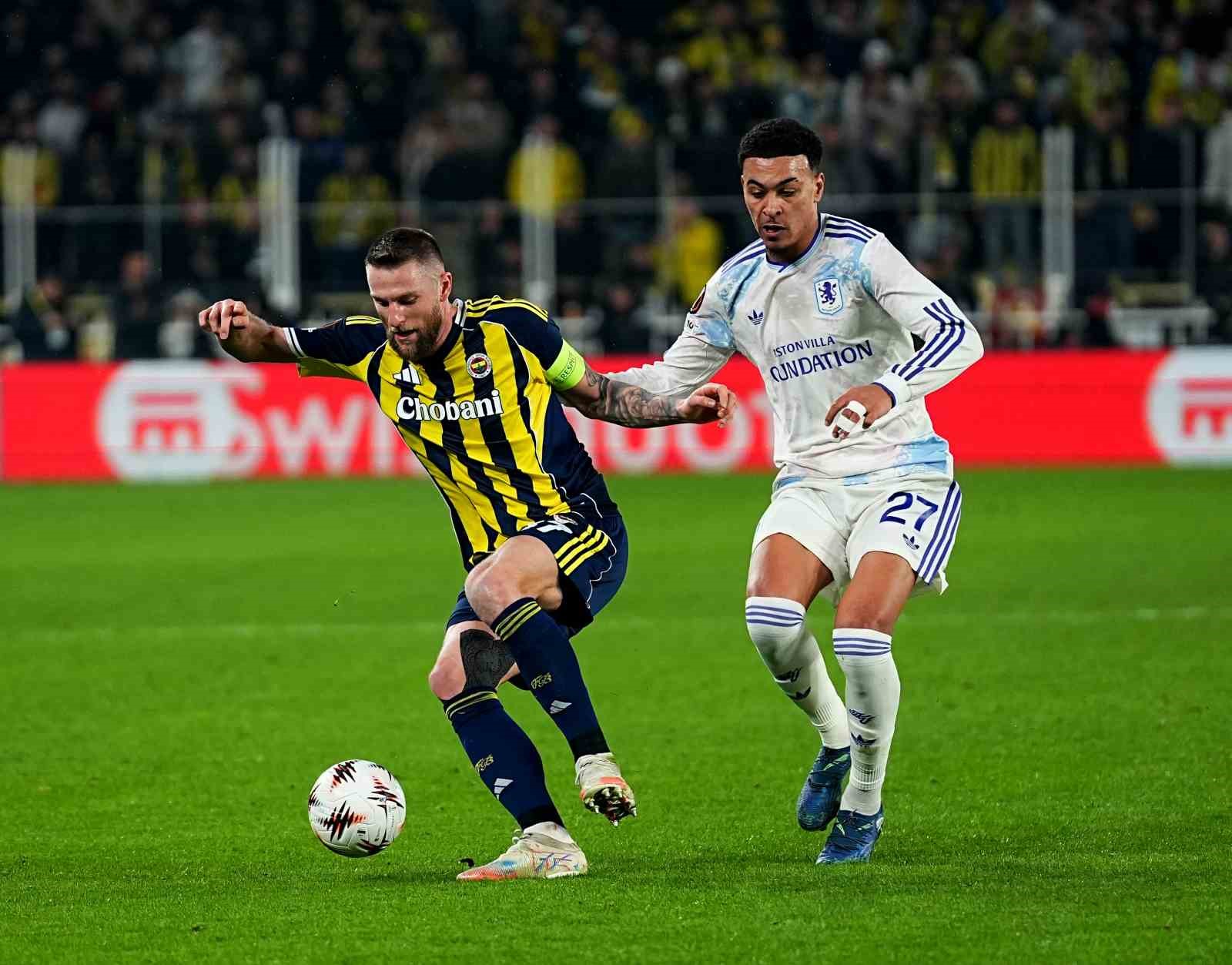 UEFA Avrupa Ligi: Fenerbahçe: 0 - Aston Villa: 1 (İlk yarı) 25 uefa avrupa ligi fenerbahce 0 aston villa 1 ilk yari 21
