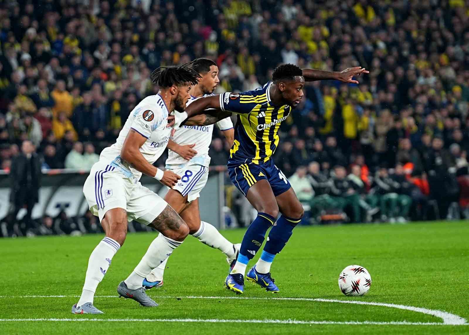 UEFA Avrupa Ligi: Fenerbahçe: 0 - Aston Villa: 1 (İlk yarı) 8 uefa avrupa ligi fenerbahce 0 aston villa 1 ilk yari 4