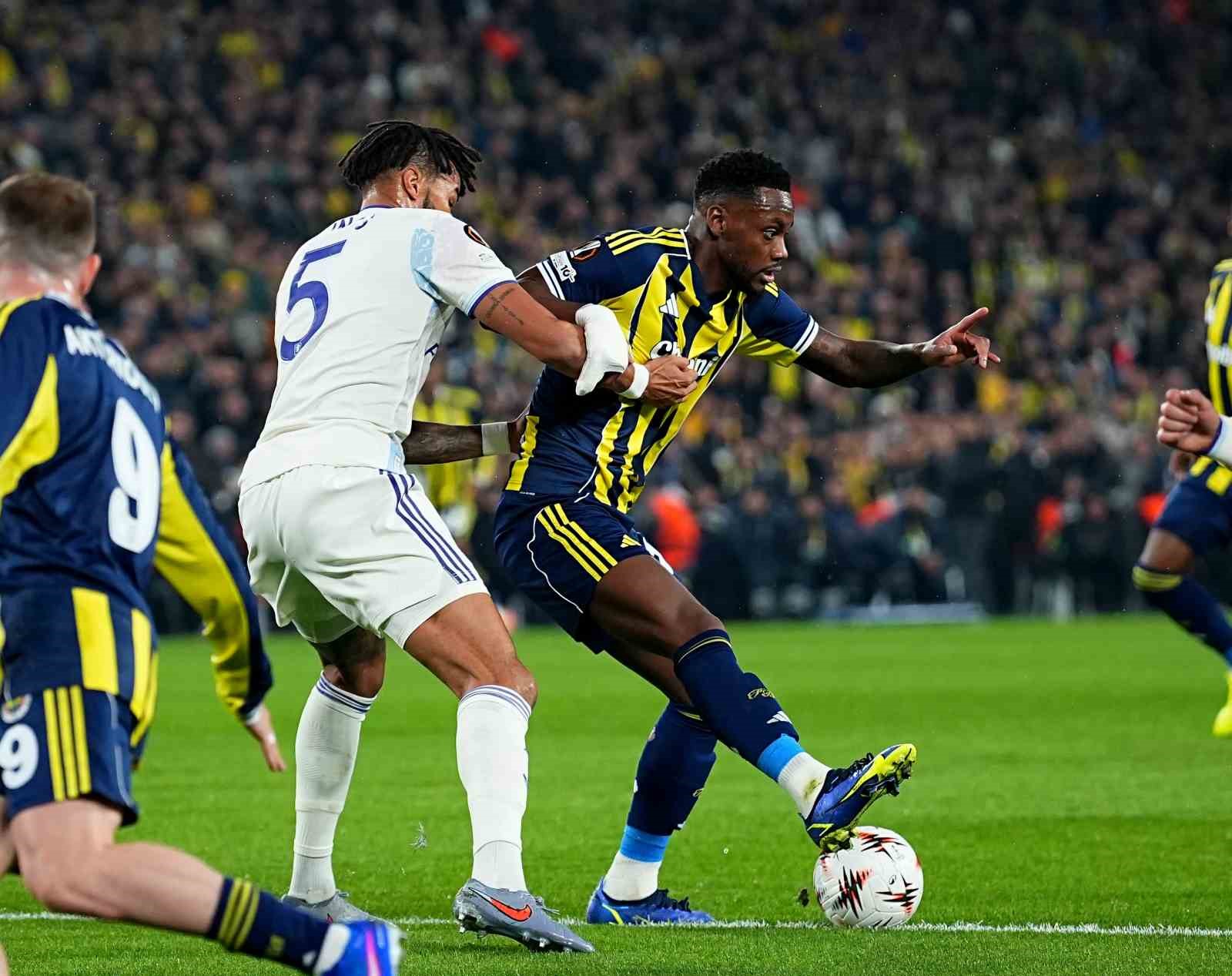 UEFA Avrupa Ligi: Fenerbahçe: 0 - Aston Villa: 1 (İlk yarı) 10 uefa avrupa ligi fenerbahce 0 aston villa 1 ilk yari 6 pY6TlpbZ