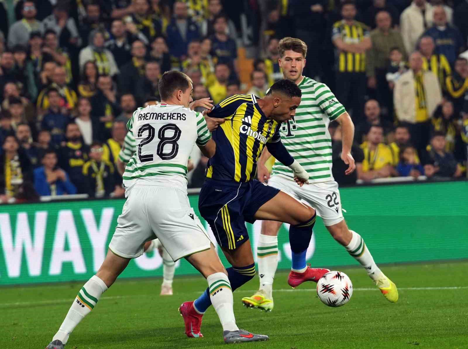uefa avrupa ligi fenerbahce 0 ferencvaros 0 mac devam ediyor 18 SP1APAU8