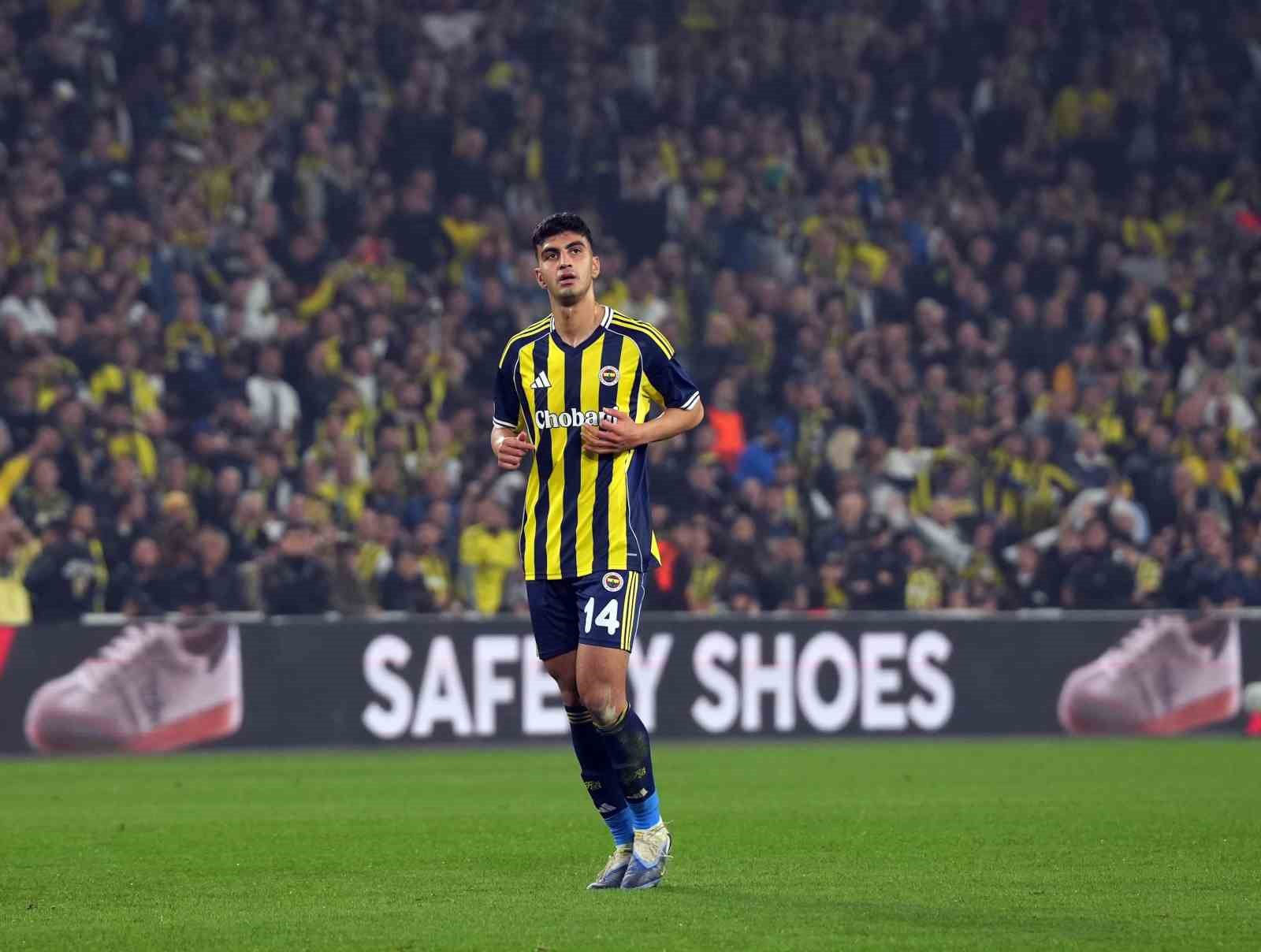 uefa avrupa ligi fenerbahce 0 ferencvaros 0 mac devam ediyor 25 GqtTJXY4