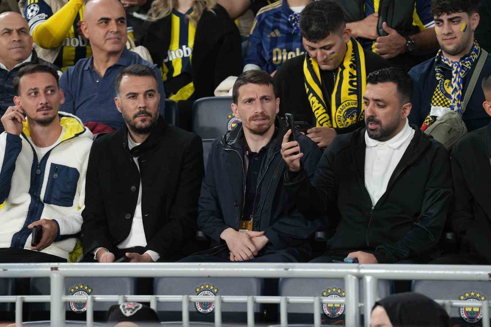 uefa avrupa ligi fenerbahce 0 ferencvaros 0 mac devam ediyor 3 dLGKCtDr