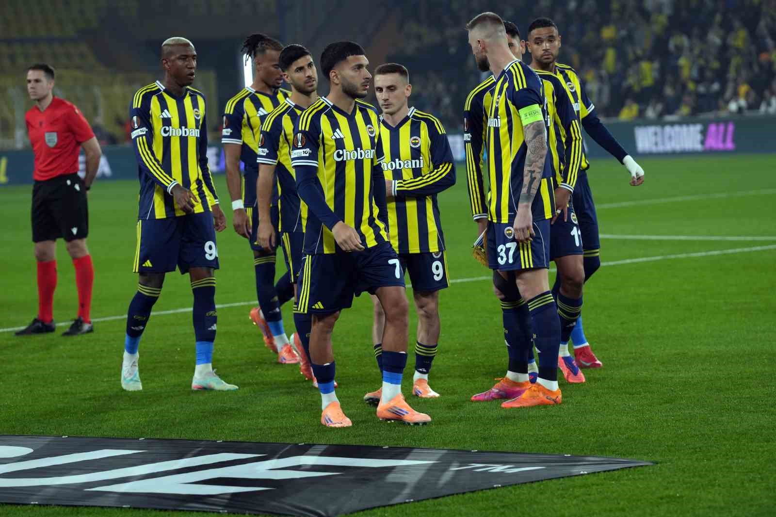 uefa avrupa ligi fenerbahce 0 ferencvaros 0 mac devam ediyor 9 835HO1mM