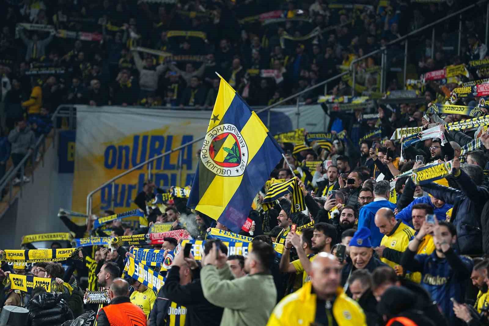 uefa avrupa ligi fenerbahce 0 nottingham forest 0 mac devam ediyor 1 ZWPhEmVu