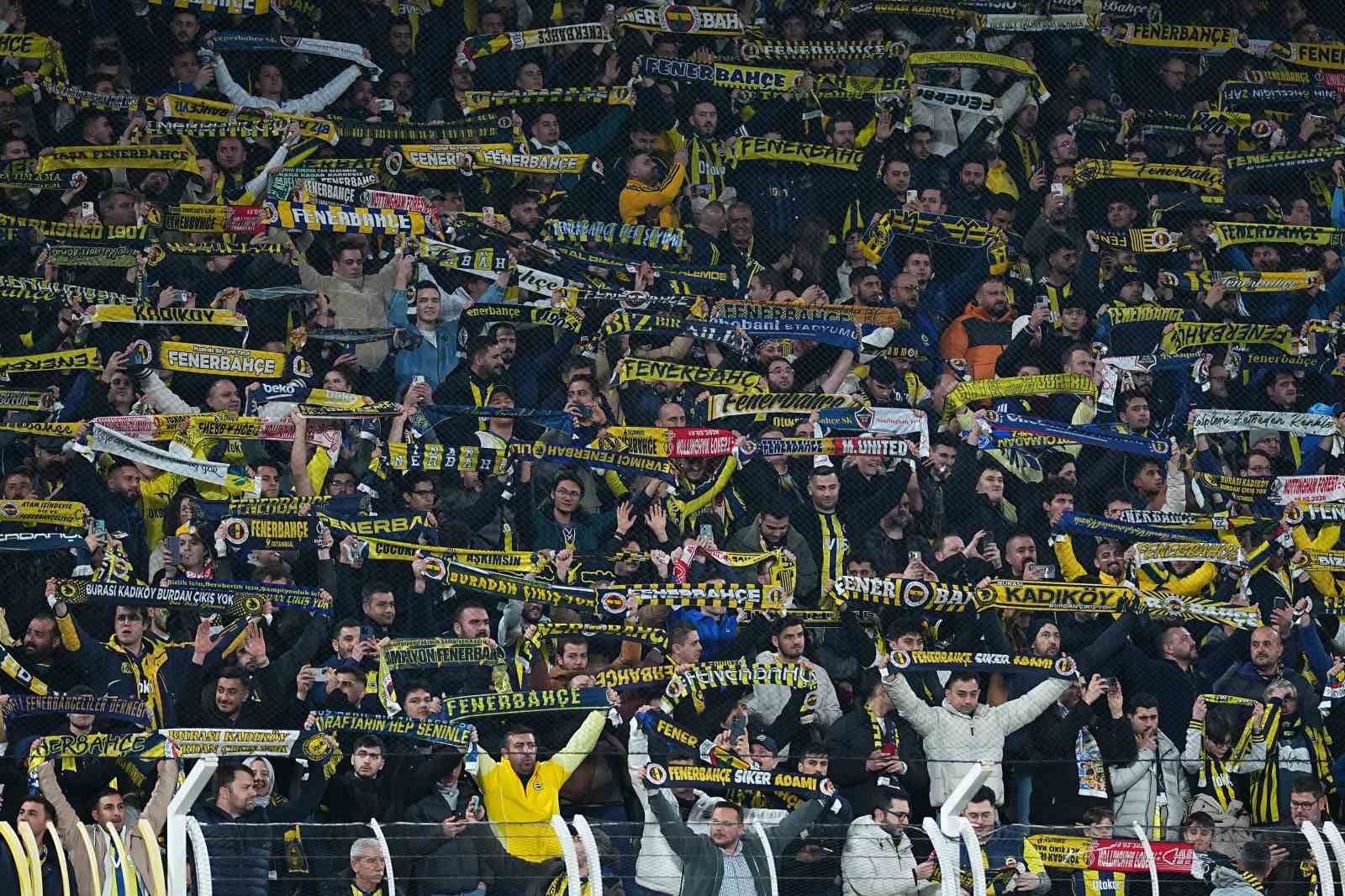 uefa avrupa ligi fenerbahce 0 nottingham forest 0 mac devam ediyor 2 spRFIRjA
