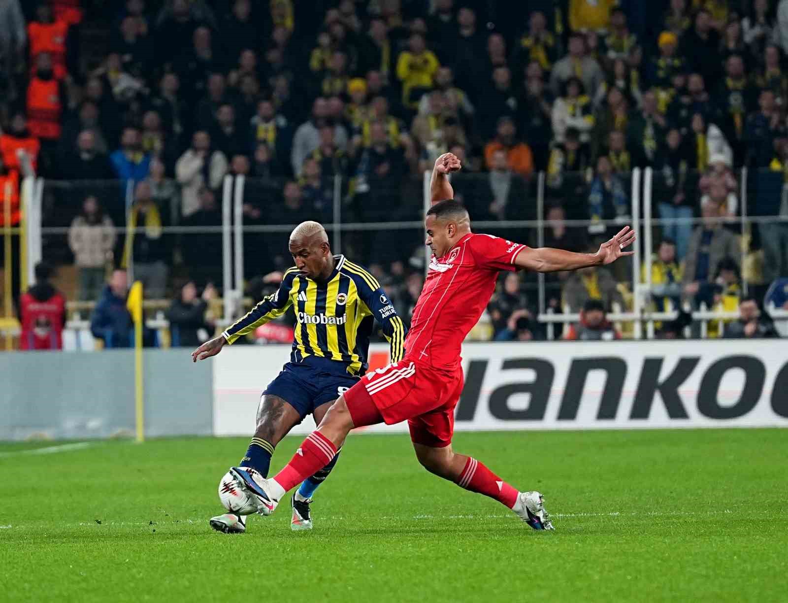 uefa avrupa ligi fenerbahce 0 nottingham forest 0 mac devam ediyor 20 BEJFIY4k