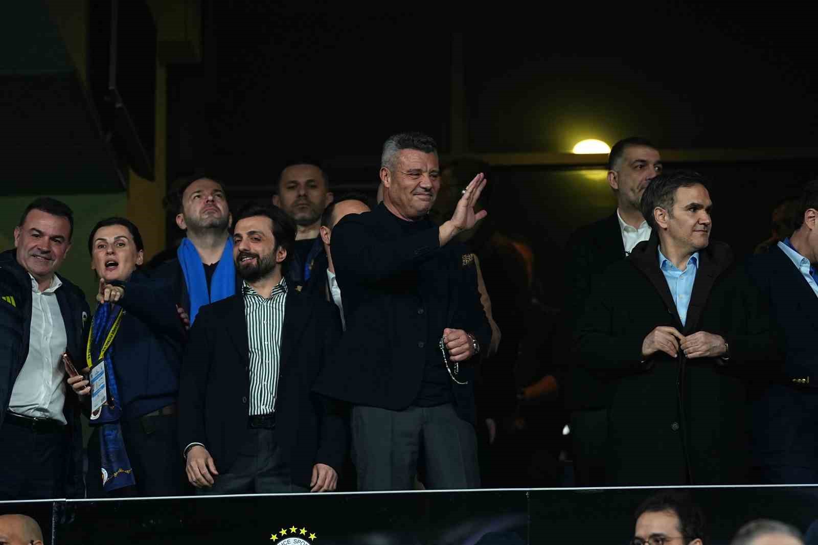 uefa avrupa ligi fenerbahce 0 nottingham forest 0 mac devam ediyor 6 z42yNwwD