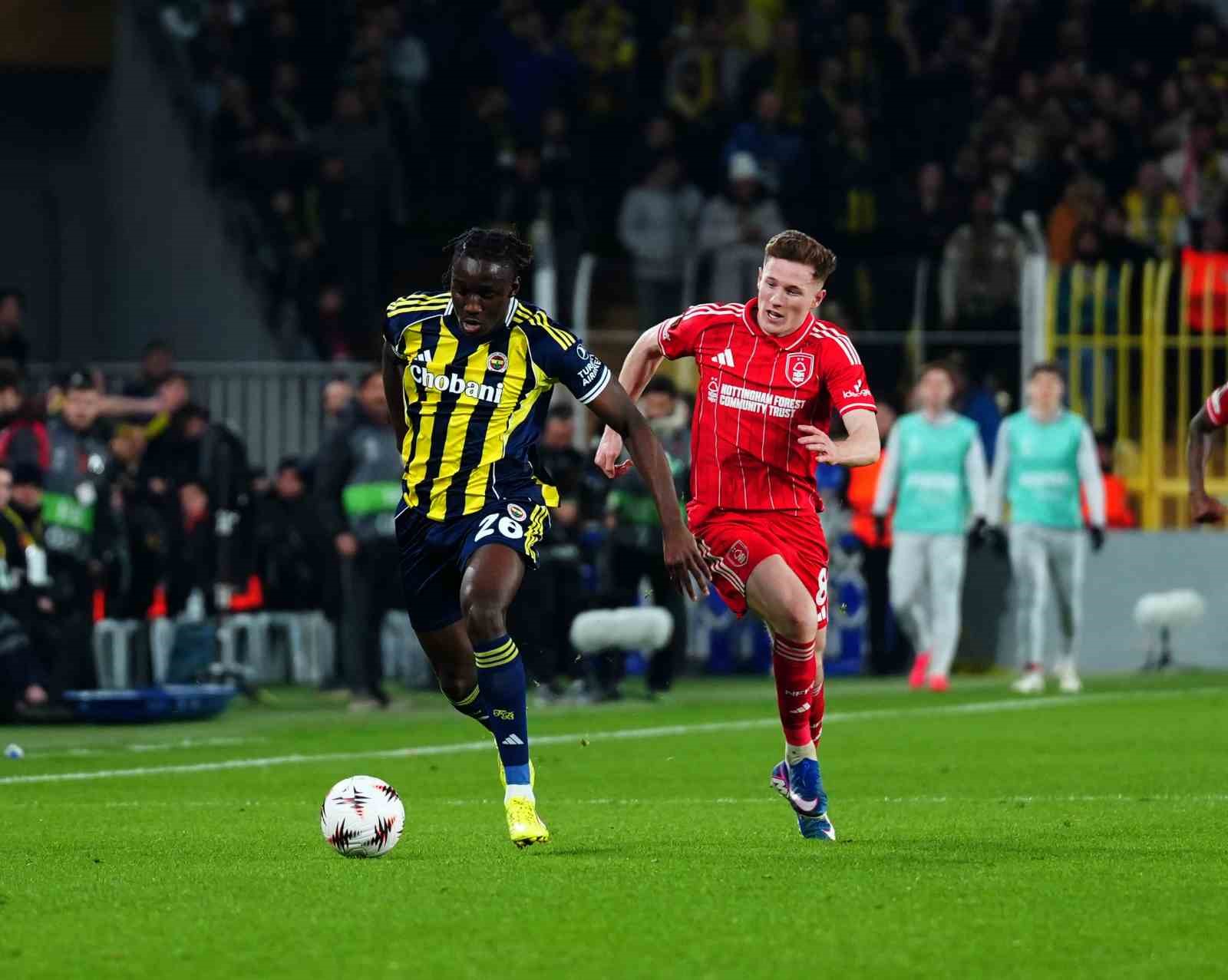 uefa avrupa ligi fenerbahce 0 nottingham forest 2 ilk yari 23
