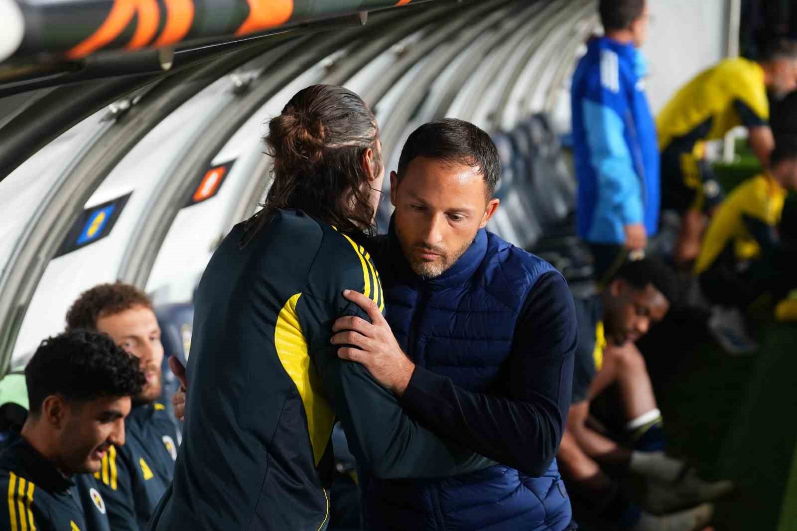 uefa avrupa ligi fenerbahce 0 stuttgart 0 mac devam ediyor 10 crlP3lTH