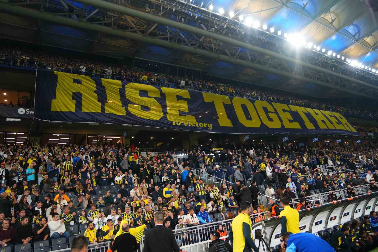 uefa avrupa ligi fenerbahce 0 stuttgart 0 mac devam ediyor 14 n4jETwy8