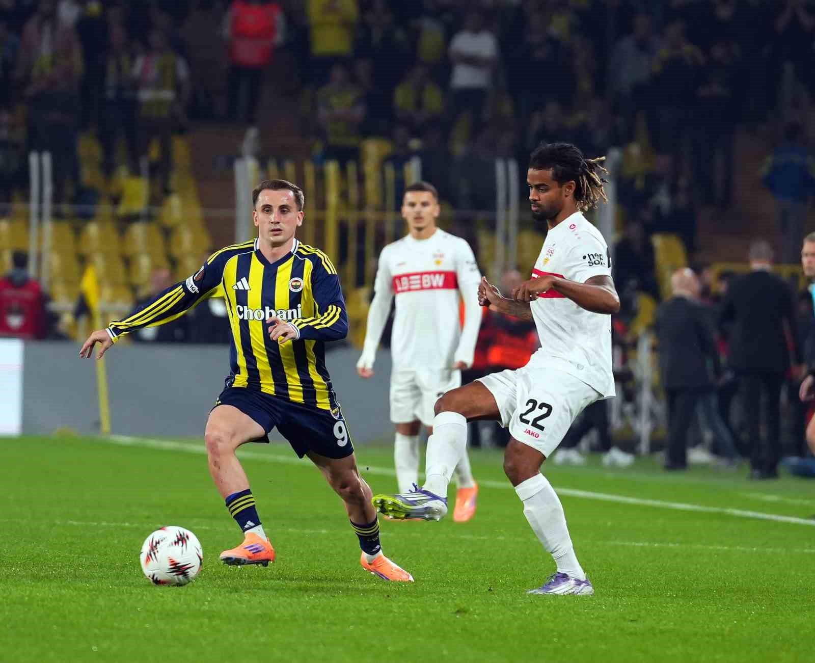 uefa avrupa ligi fenerbahce 0 stuttgart 0 mac devam ediyor 26