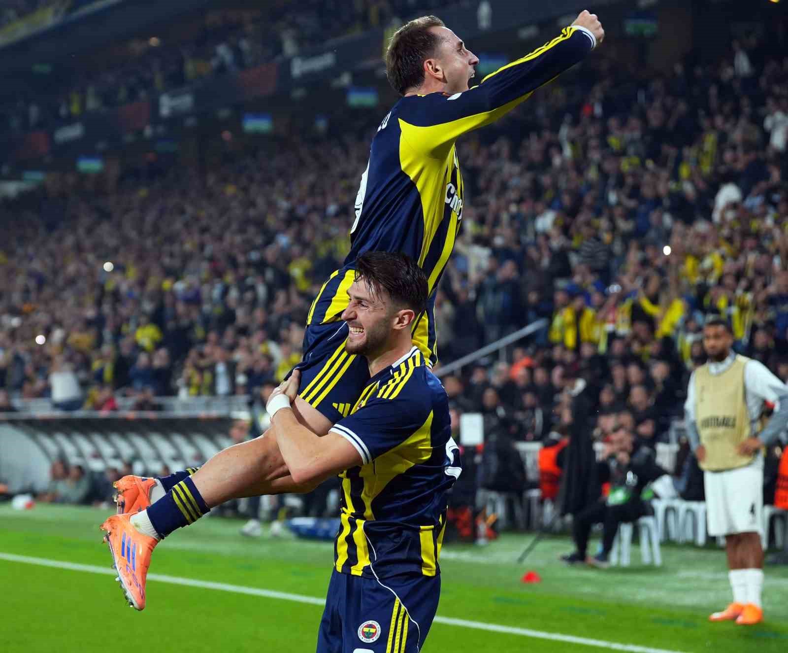 uefa avrupa ligi fenerbahce 1 stuttgart 0 ilk yari 24 3PfIGNNV