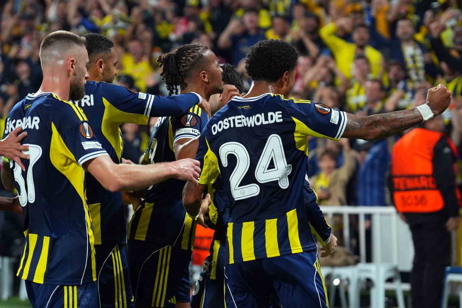 uefa avrupa ligi fenerbahce 1 stuttgart 0 ilk yari 26 f2k6XwCF