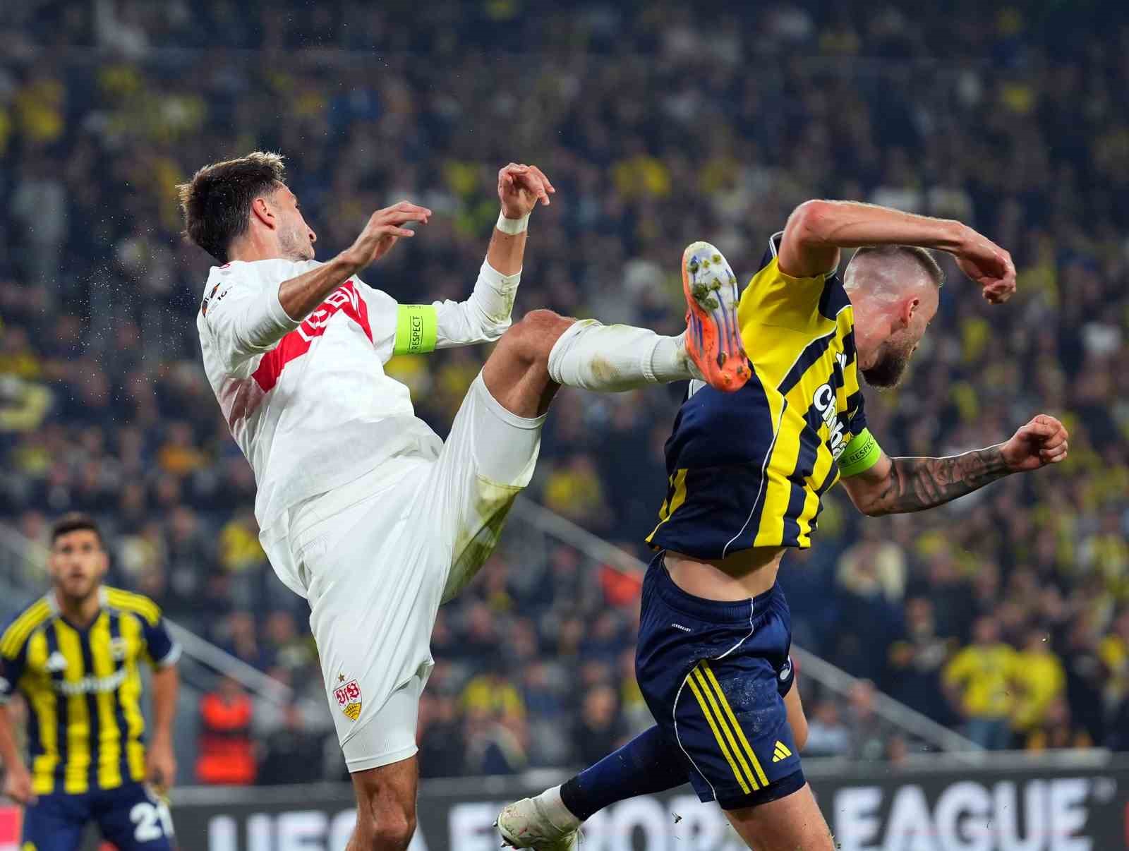 uefa avrupa ligi fenerbahce 1 stuttgart 0 ilk yari 9 GKZlliCU