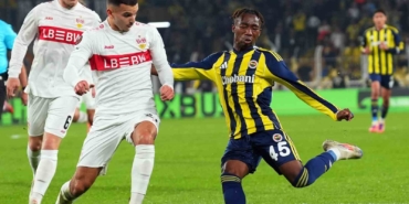 uefa-avrupa-ligi-fenerbahce-1-stuttgart-0-ilk-yari-IdaG59bR.jpg