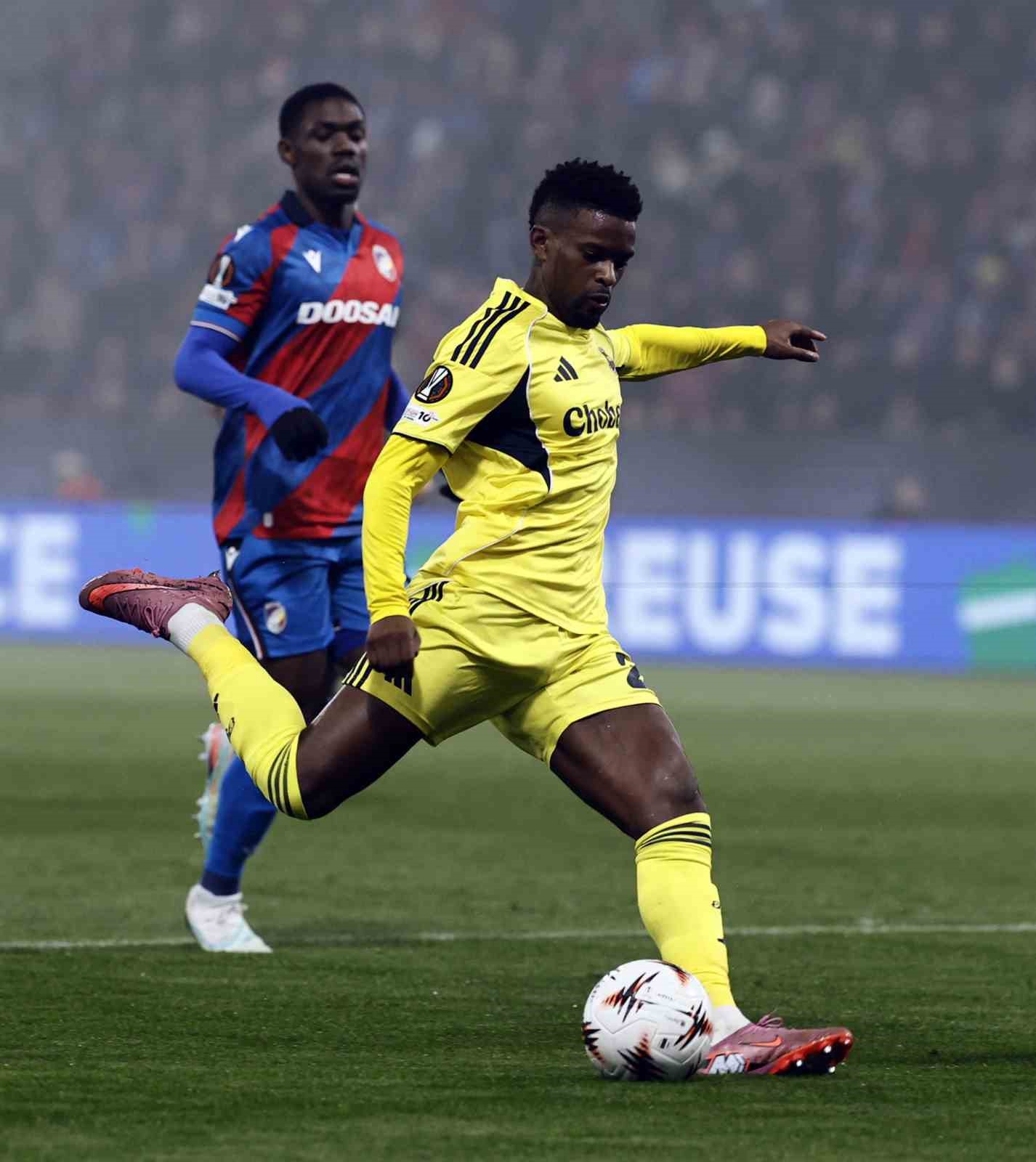 uefa avrupa ligi viktoria plzen 0 fenerbahce 0 mac sonucu 11 KslWpS3J