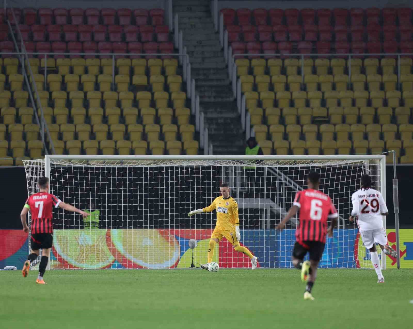 uefa konferans ligi kf shkendija 0 samsunspor 0 mac devam ediyor 4