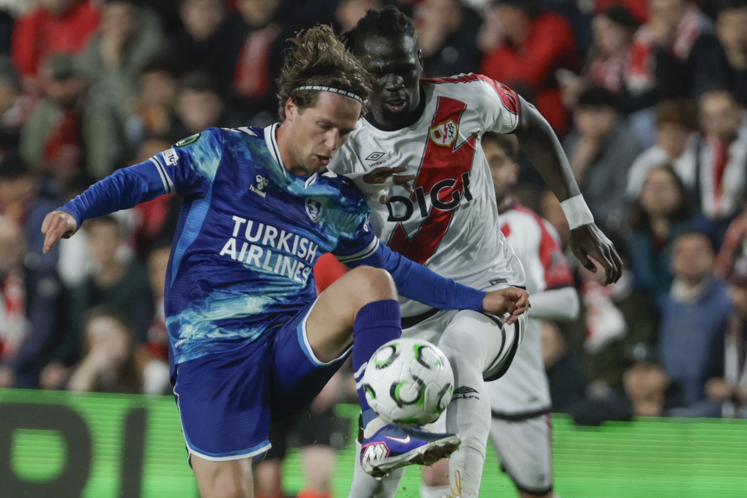 uefa konferans ligi rayo vallecano 0 samsunspor 0 mac devam ediyor 1 Rq1wDL1M