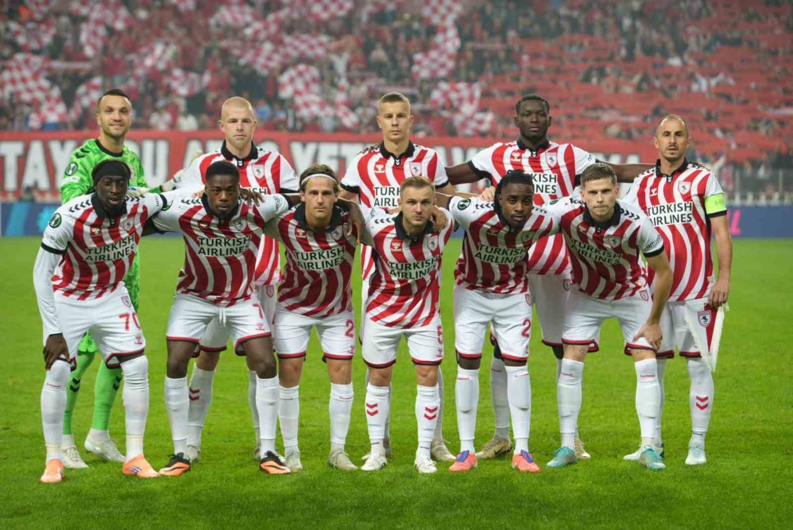 uefa konferans ligi samsunspor 1 dinamo kiev 0 mac devam ediyor 11 9a1p573H