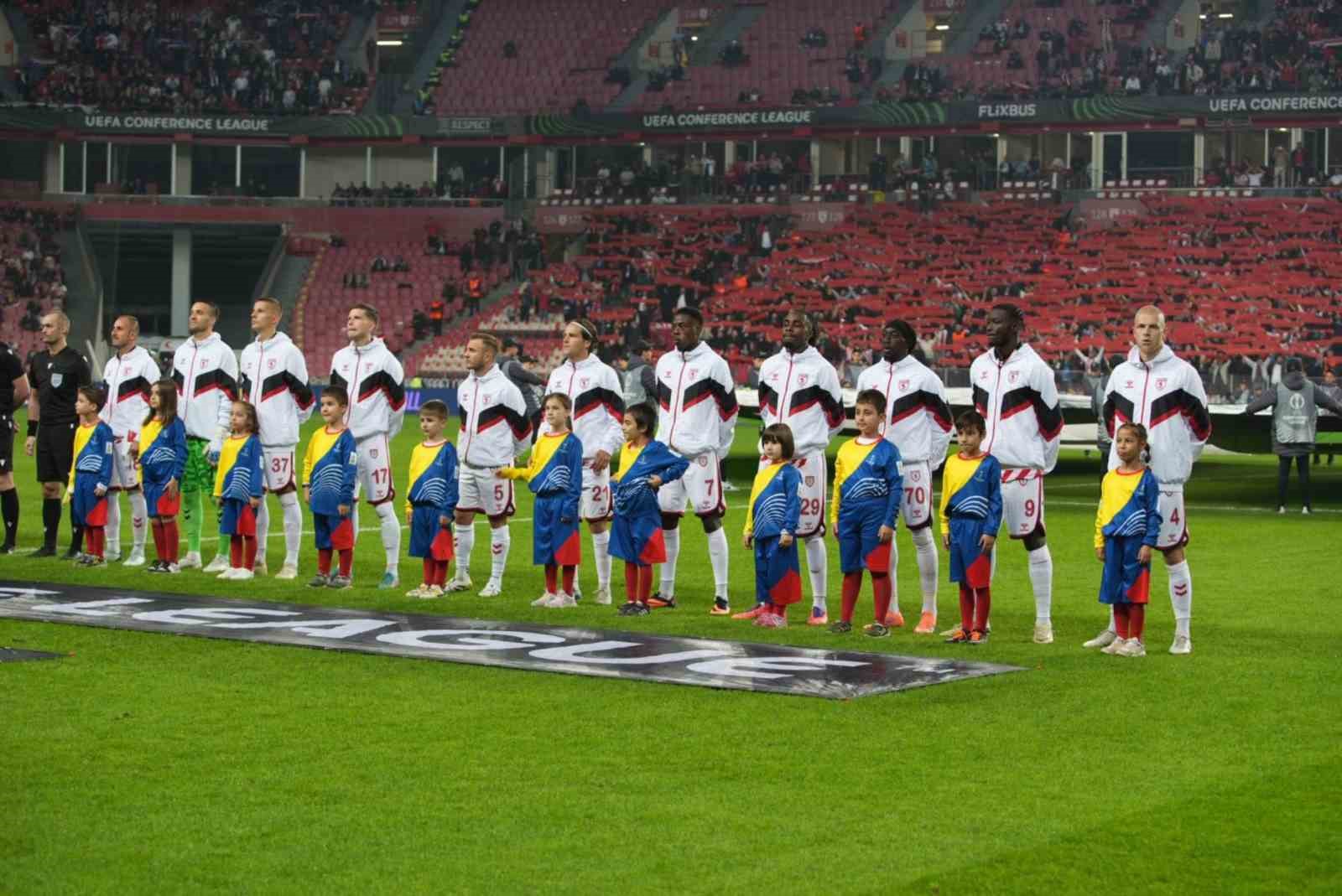 uefa konferans ligi samsunspor 1 dinamo kiev 0 mac devam ediyor 12 zEduPeOA
