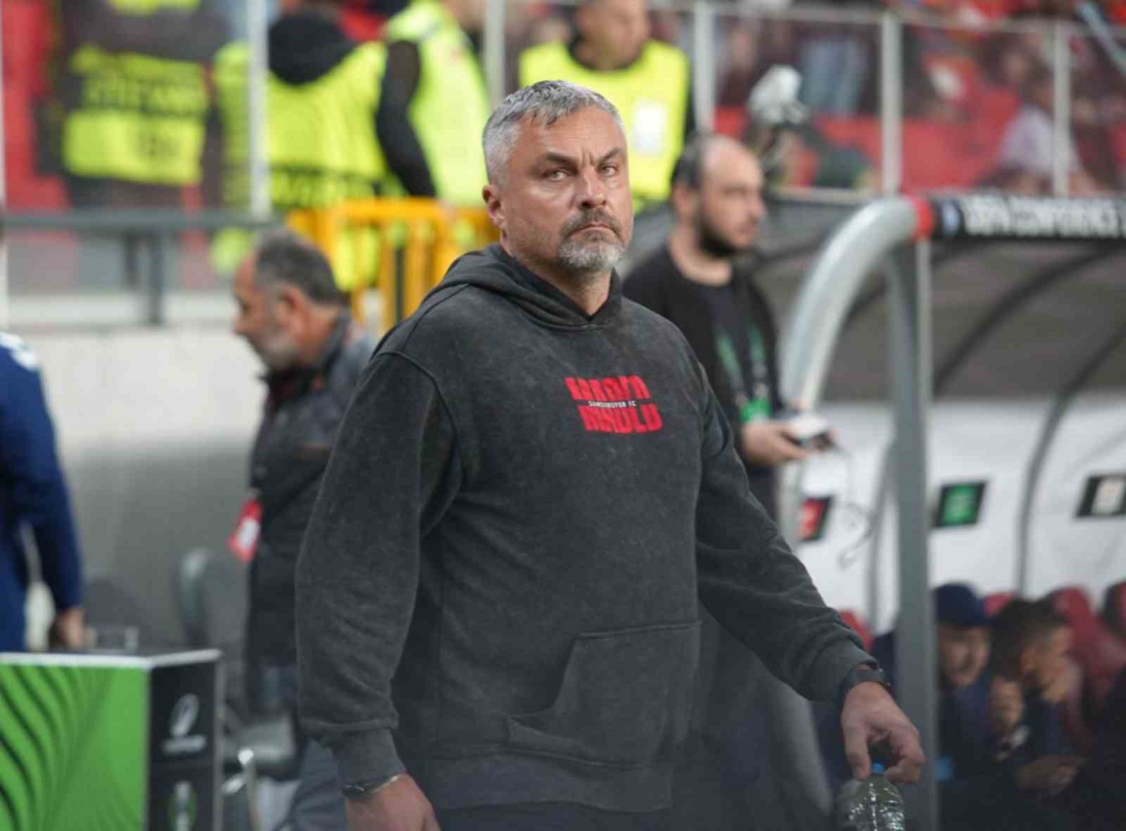 uefa konferans ligi samsunspor 1 dinamo kiev 0 mac devam ediyor 13 b6tLV897