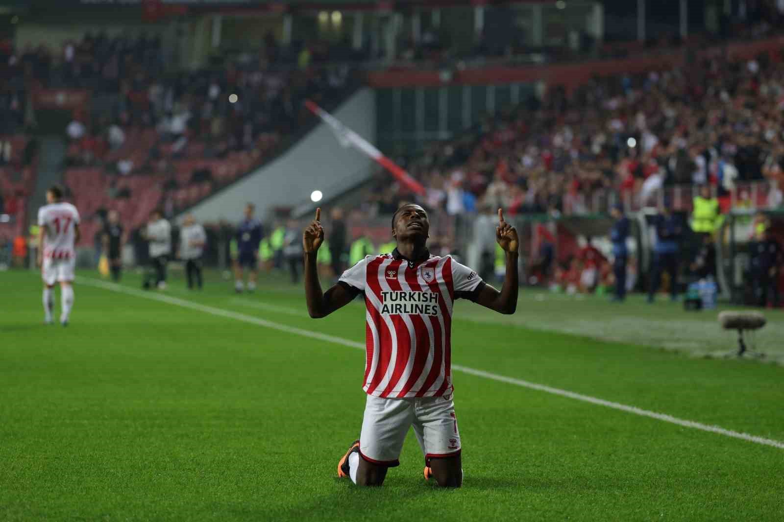 uefa konferans ligi samsunspor 2 dinamo kiev 0 ilk yari 17 Uh3d4Lk5