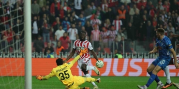 uefa-konferans-ligi-samsunspor-2-dinamo-kiev-0-ilk-yari-YtTzZEMG.jpg