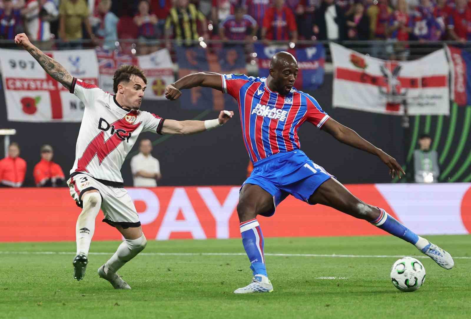 uefa konferans liginde sampiyon crystal palace 10 gXQ6GqbG