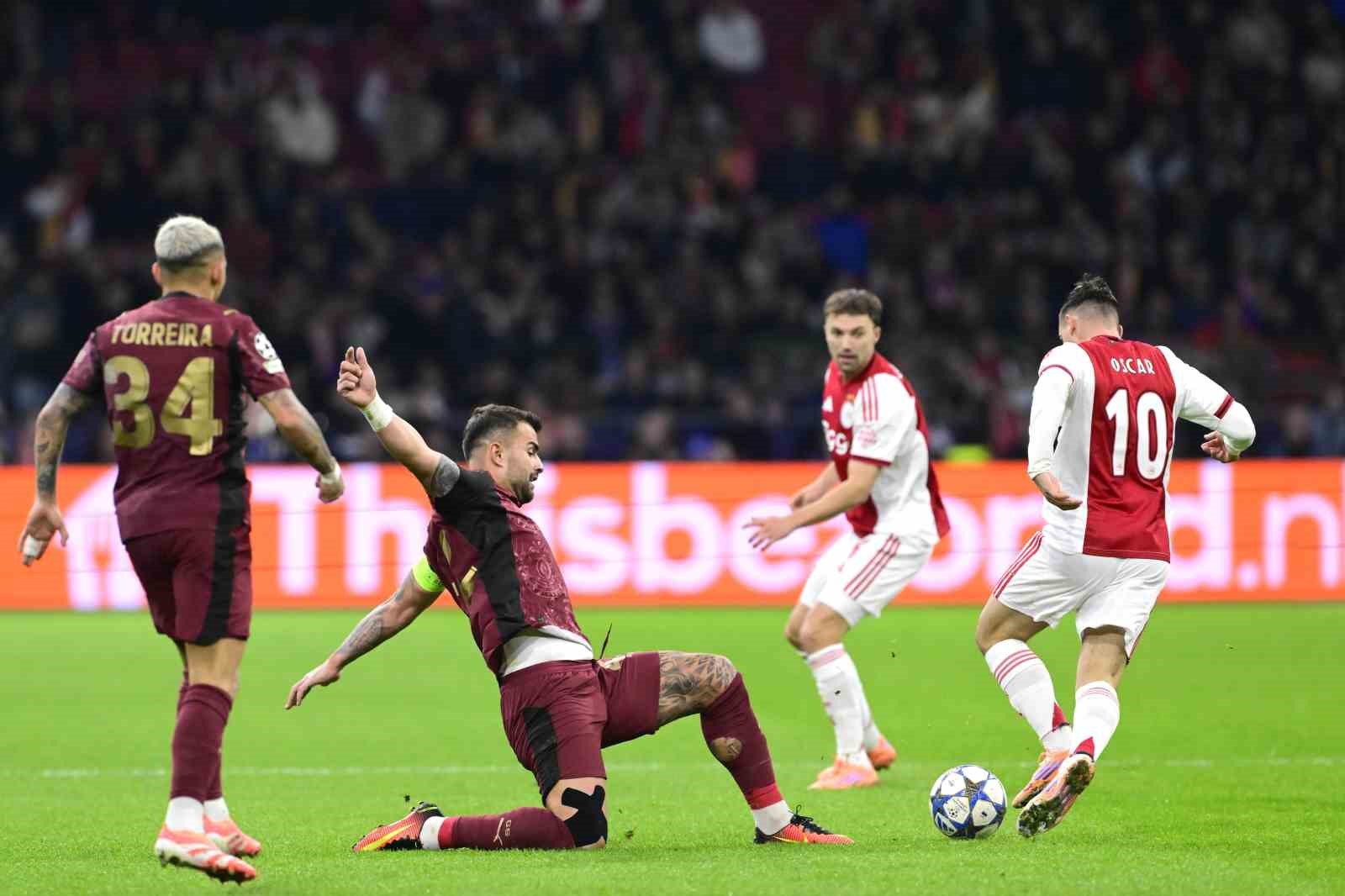 UEFA Şampiyonlar Lig: Ajax: 0 - Galatasaray: 0 (İlk yarı) 7 uefa sampiyonlar lig ajax 0 galatasaray 0 ilk yari 3 6YkcR56p