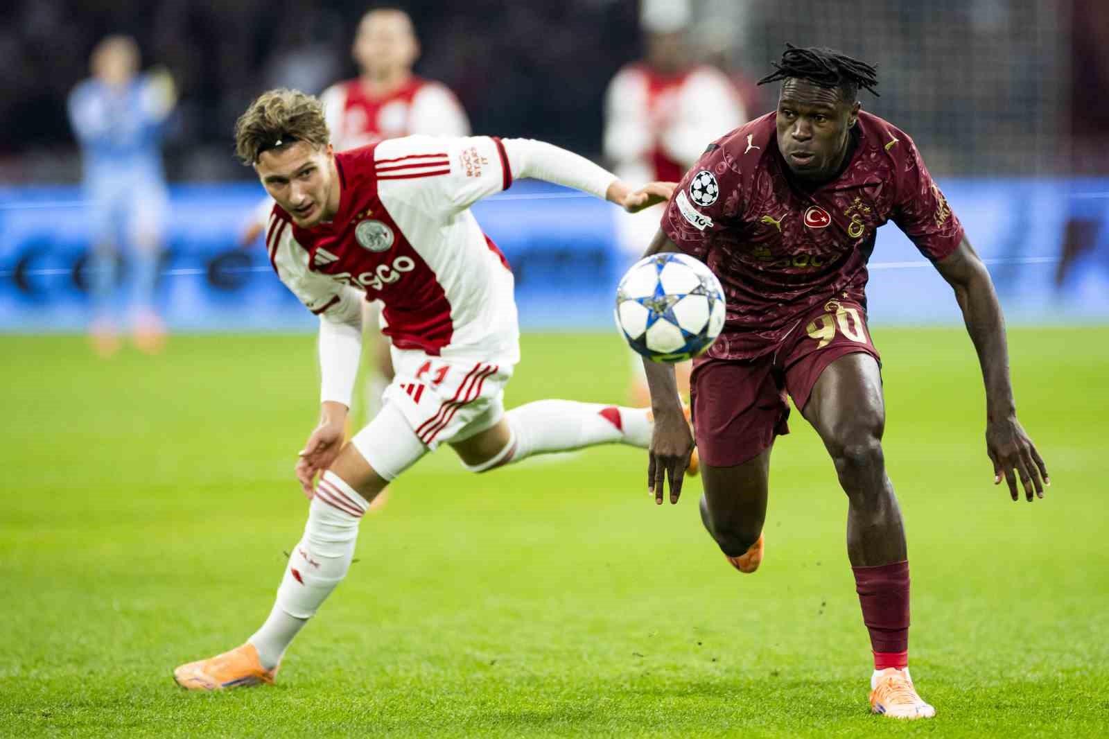 UEFA Şampiyonlar Lig: Ajax: 0 - Galatasaray: 0 (İlk yarı) 11 uefa sampiyonlar lig ajax 0 galatasaray 0 ilk yari 7 vM6sDDcC