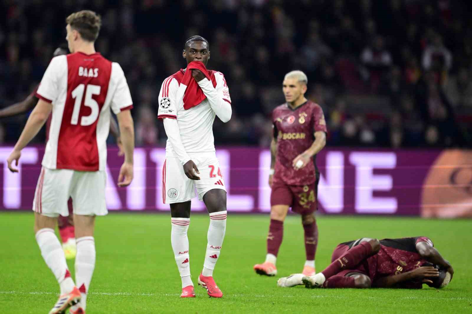 UEFA Şampiyonlar Lig: Ajax: 0 - Galatasaray: 0 (İlk yarı) 13 uefa sampiyonlar lig ajax 0 galatasaray 0 ilk yari 9 3PJg6FFg