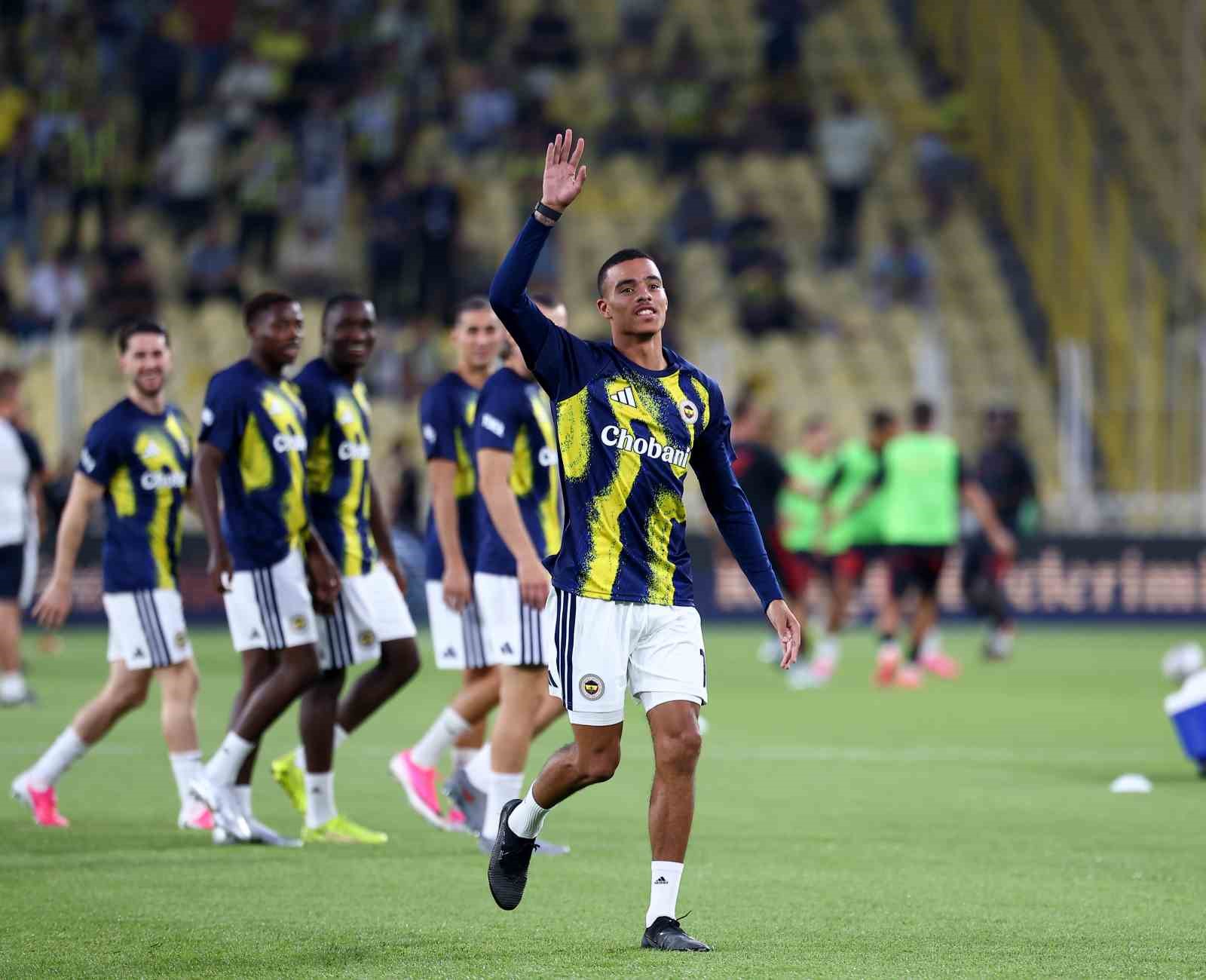 UEFA Şampiyonlar Ligi: Fenerbahçe: 0 - Gornik Zabrze: 0 (Maç devam ediyor) 14 uefa sampiyonlar ligi fenerbahce 0 gornik zabrze 0 mac devam ediyor 10 HrkqjCCD