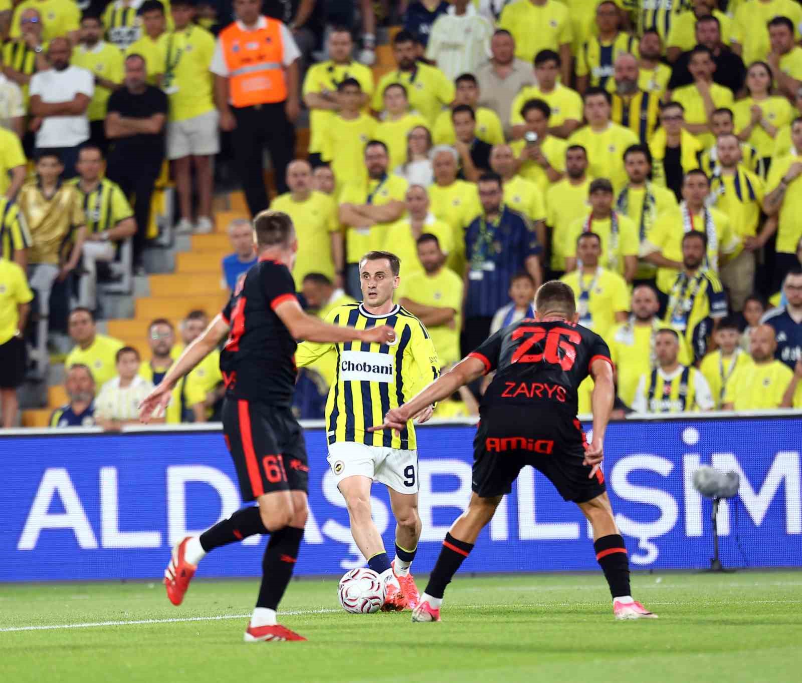 UEFA Şampiyonlar Ligi: Fenerbahçe: 0 - Gornik Zabrze: 0 (Maç devam ediyor) 20 uefa sampiyonlar ligi fenerbahce 0 gornik zabrze 0 mac devam ediyor 16