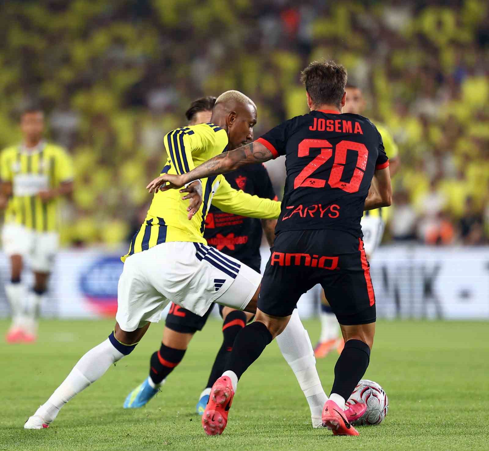 UEFA Şampiyonlar Ligi: Fenerbahçe: 0 - Gornik Zabrze: 0 (Maç devam ediyor) 24 uefa sampiyonlar ligi fenerbahce 0 gornik zabrze 0 mac devam ediyor 20 uMcAKO7Y
