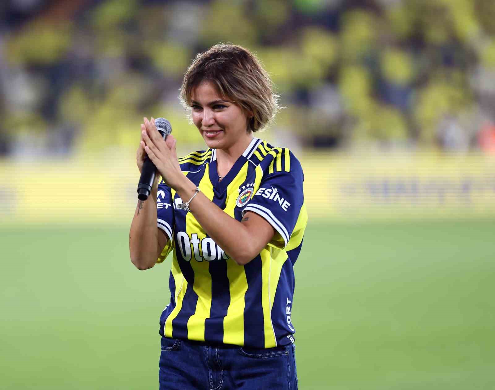 UEFA Şampiyonlar Ligi: Fenerbahçe: 0 - Gornik Zabrze: 0 (Maç devam ediyor) 32 uefa sampiyonlar ligi fenerbahce 0 gornik zabrze 0 mac devam ediyor 28 zCkstEsS
