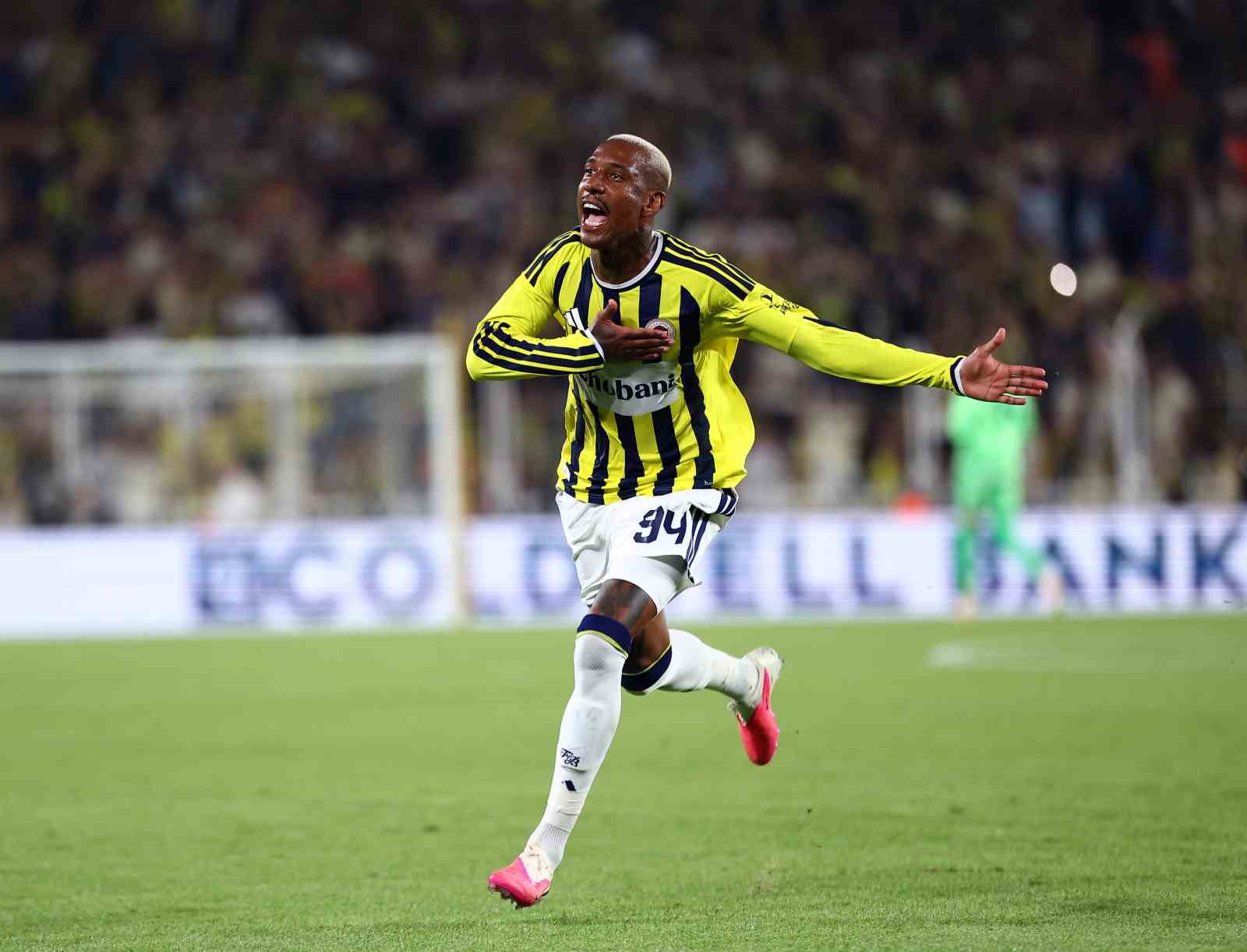 UEFA Şampiyonlar Ligi: Fenerbahçe: 1 - Gornik Zabrze: 0 (İlk yarı) 20 uefa sampiyonlar ligi fenerbahce 1 gornik zabrze 0 ilk yari 16 p6WeVudO