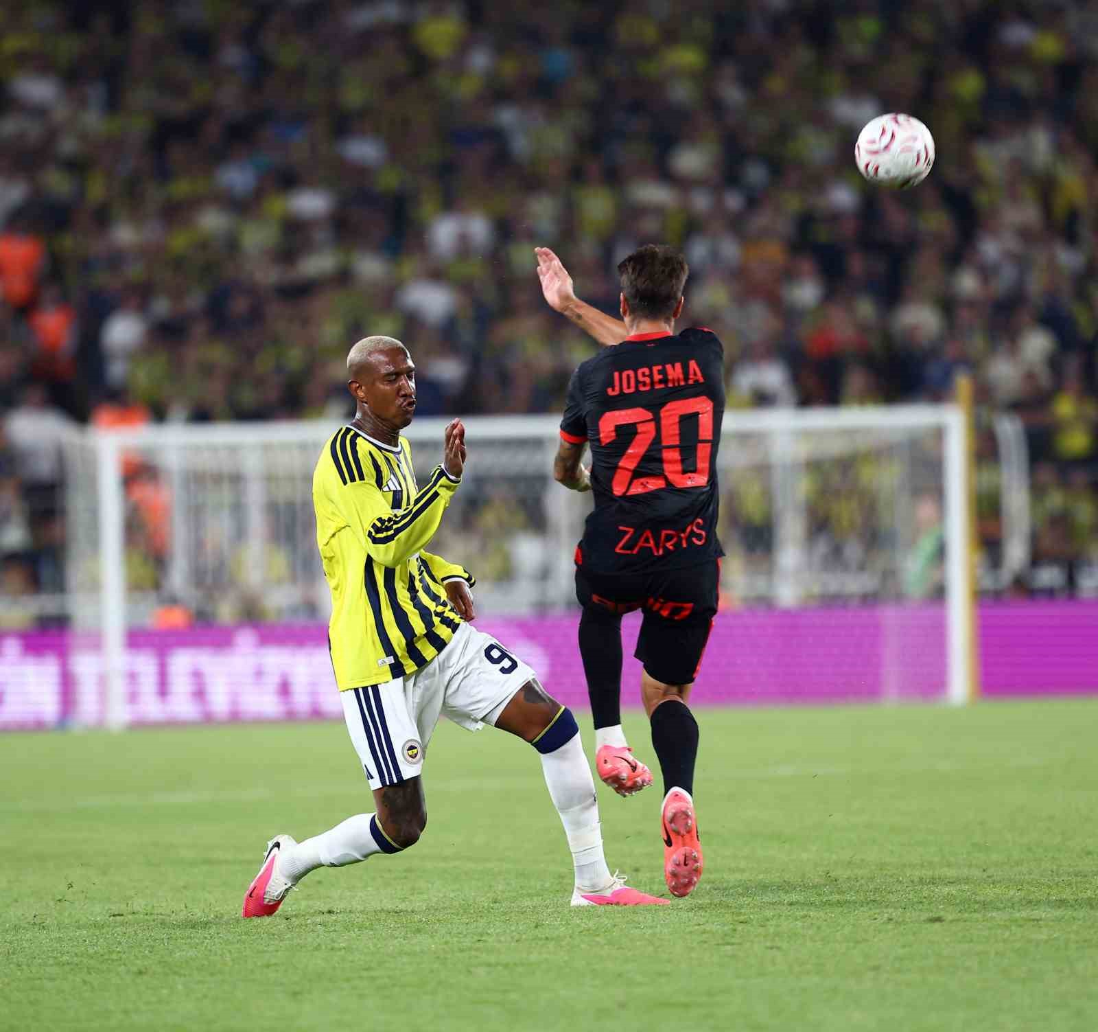 UEFA Şampiyonlar Ligi: Fenerbahçe: 1 - Gornik Zabrze: 0 (İlk yarı) 12 uefa sampiyonlar ligi fenerbahce 1 gornik zabrze 0 ilk yari 8