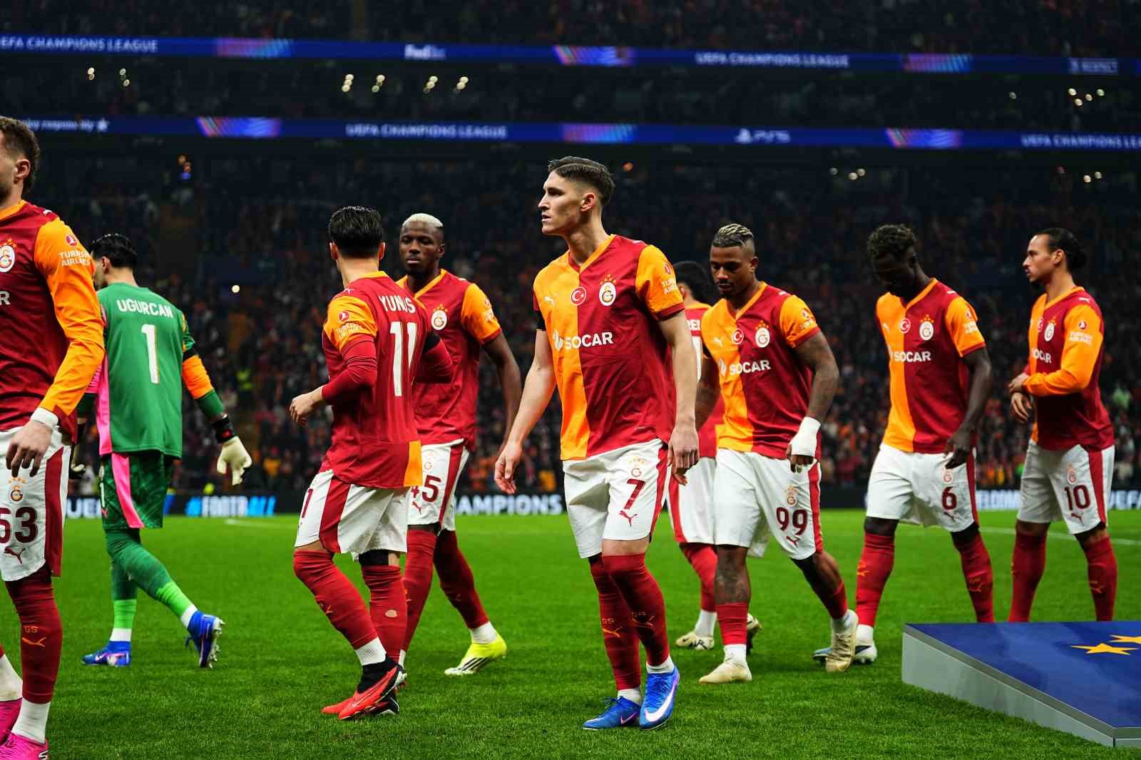 uefa sampiyonlar ligi galatasaray 0 atletico madrid 1 mac devam ediyor 11 JsQwAU9a