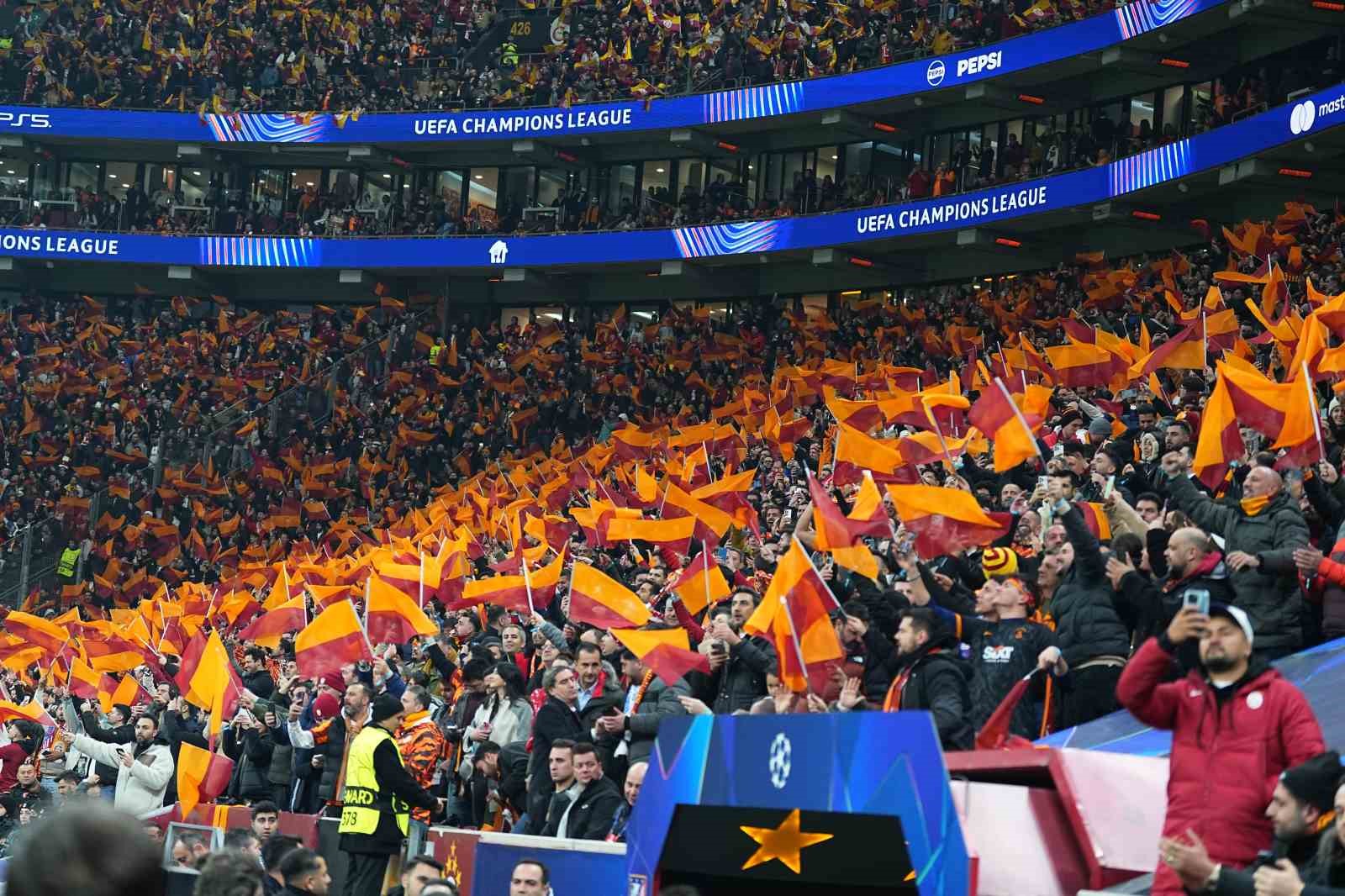 uefa sampiyonlar ligi galatasaray 0 atletico madrid 1 mac devam ediyor 6 bJJhNVdV