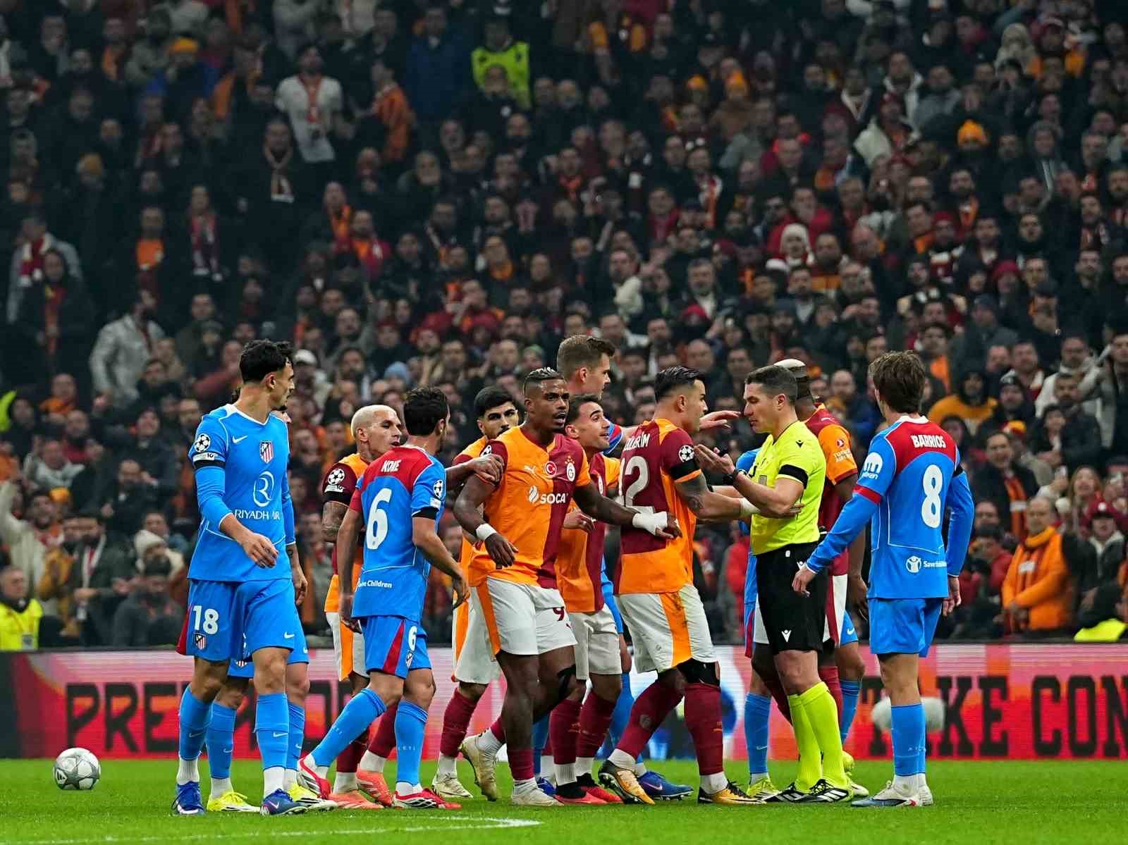 uefa sampiyonlar ligi galatasaray 1 atletico madrid 1 ilk yari 13
