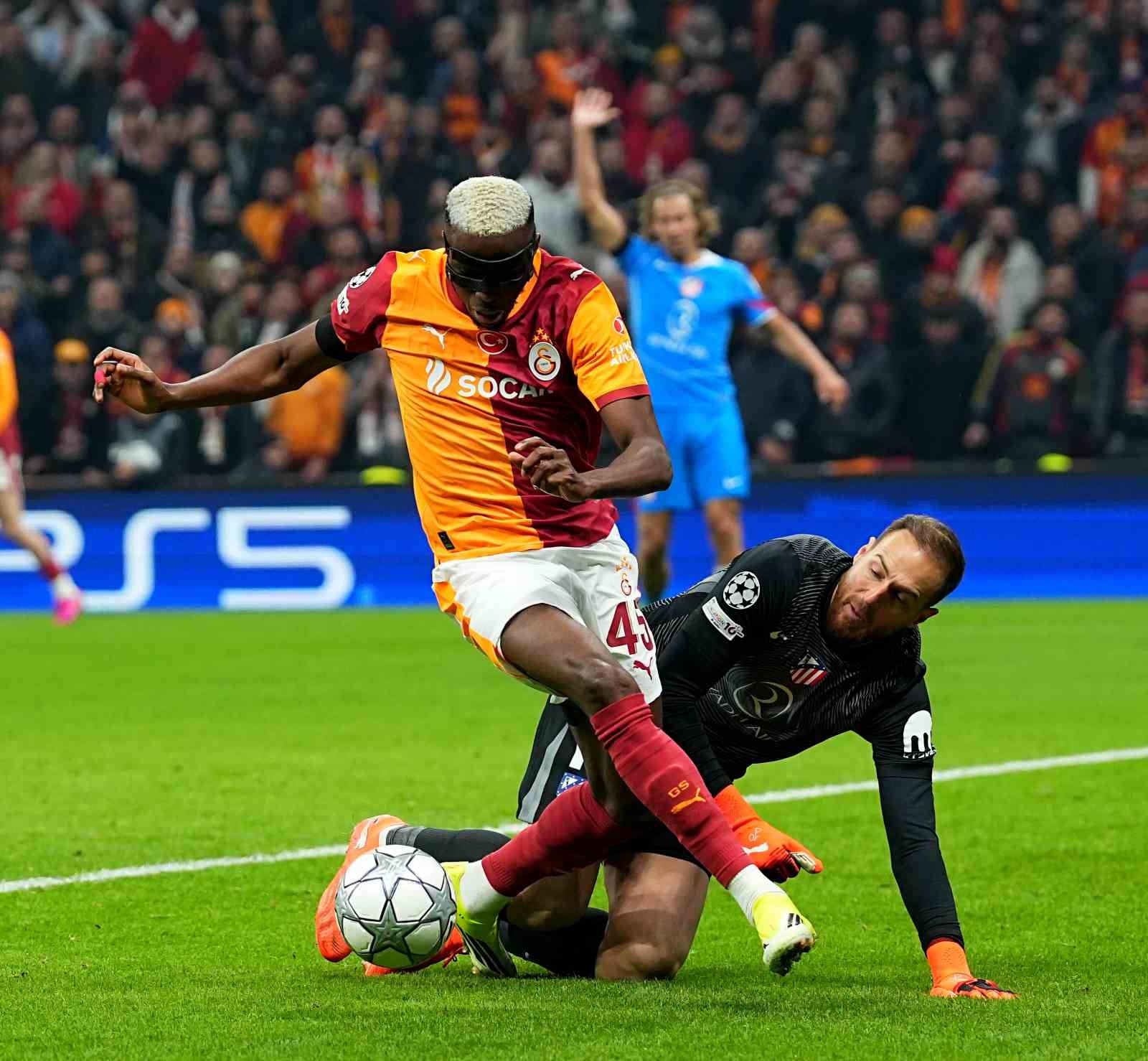 uefa sampiyonlar ligi galatasaray 1 atletico madrid 1 ilk yari 27 AdcXt4X3