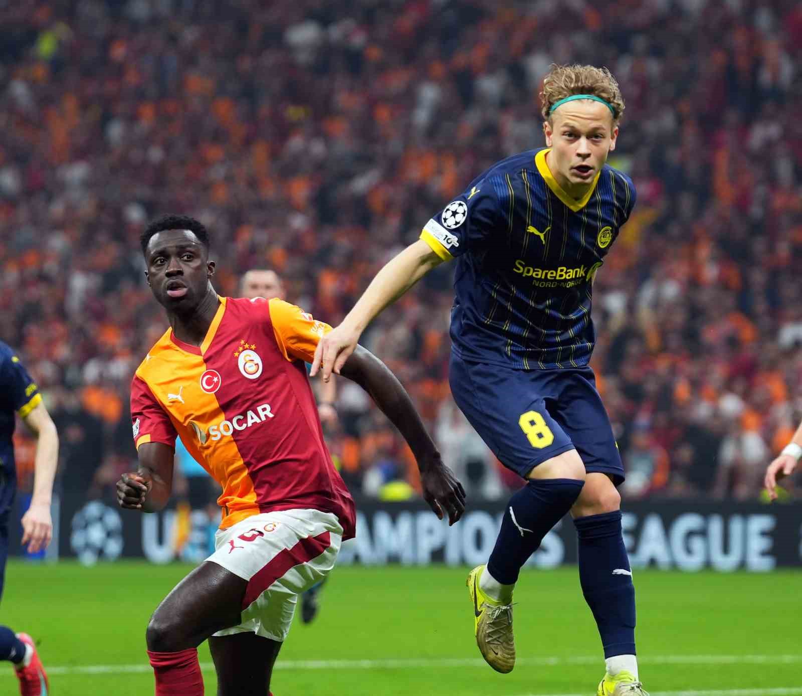 uefa sampiyonlar ligi galatasaray 1 bodoglimt 0 mac devam ediyor 19 a74wHETZ