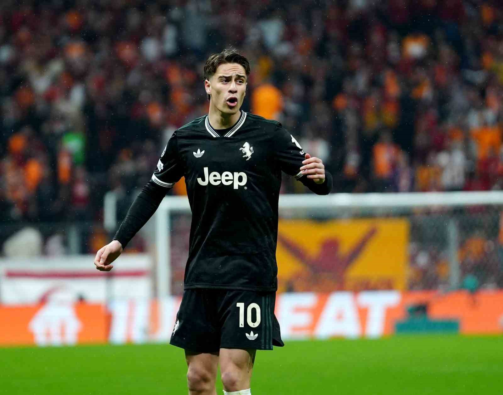 uefa sampiyonlar ligi galatasaray 1 juventus 0 mac devam ediyor 27 ZUdedC2U