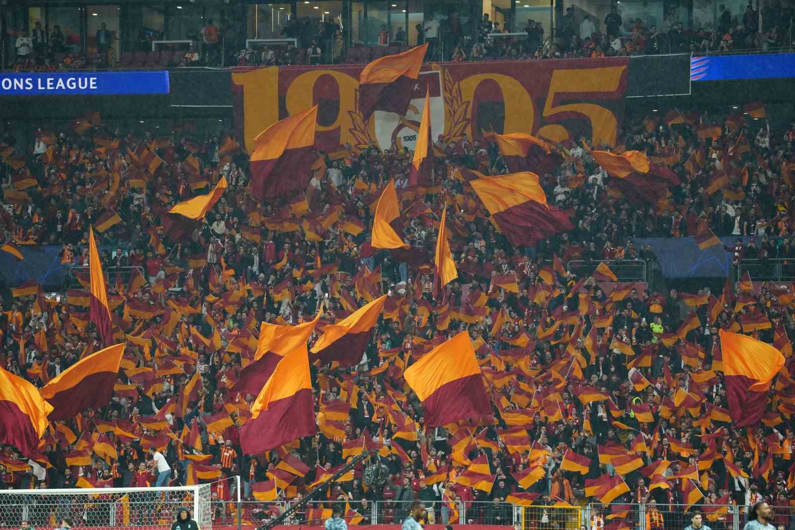 uefa sampiyonlar ligi galatasaray 1 juventus 0 mac devam ediyor 4 O2NdePgd