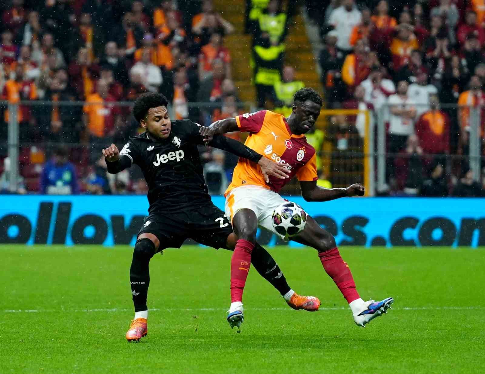 uefa sampiyonlar ligi galatasaray 1 juventus 2 ilk yari 23 yOl7fENV