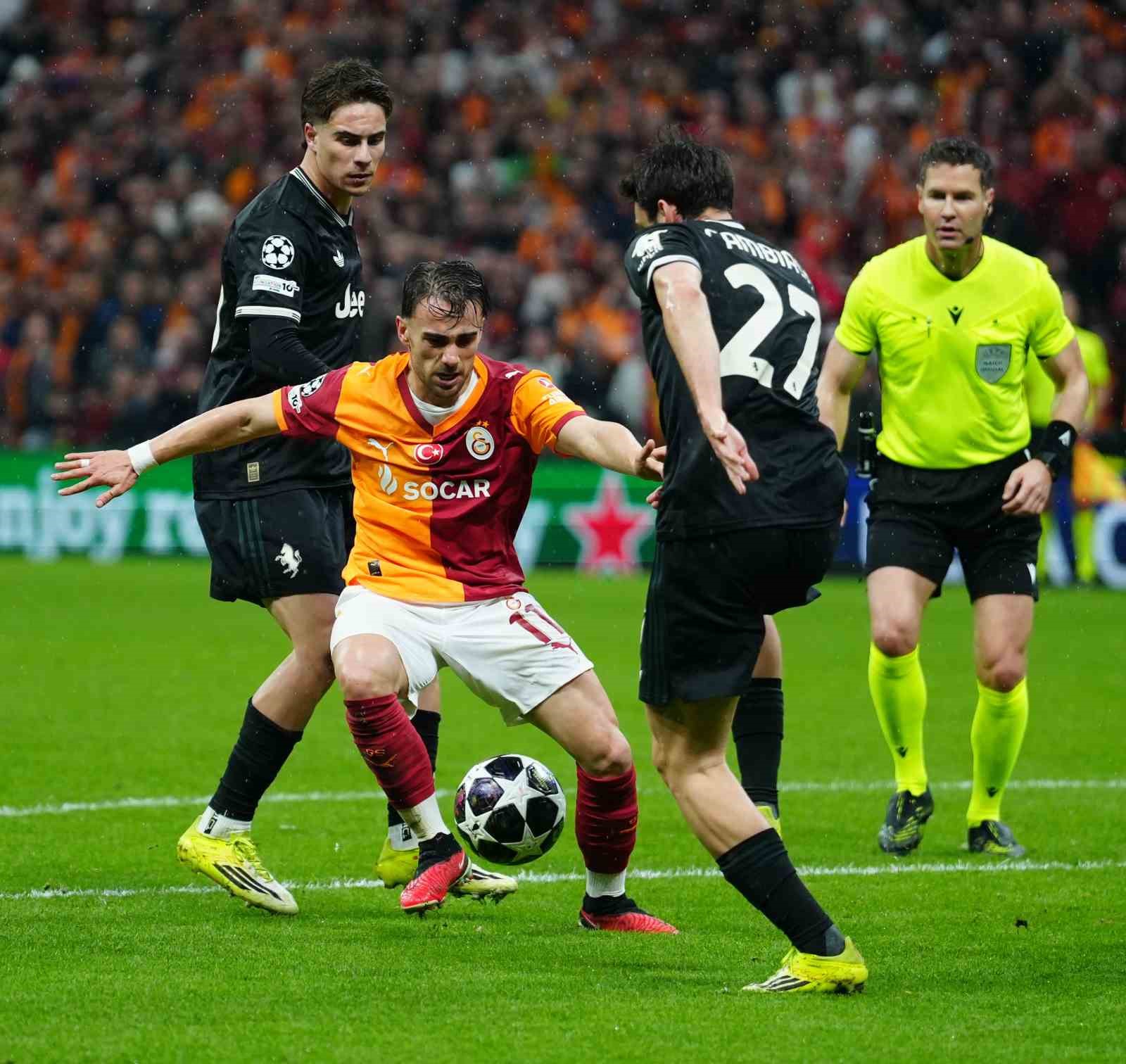 uefa sampiyonlar ligi galatasaray 1 juventus 2 ilk yari 25